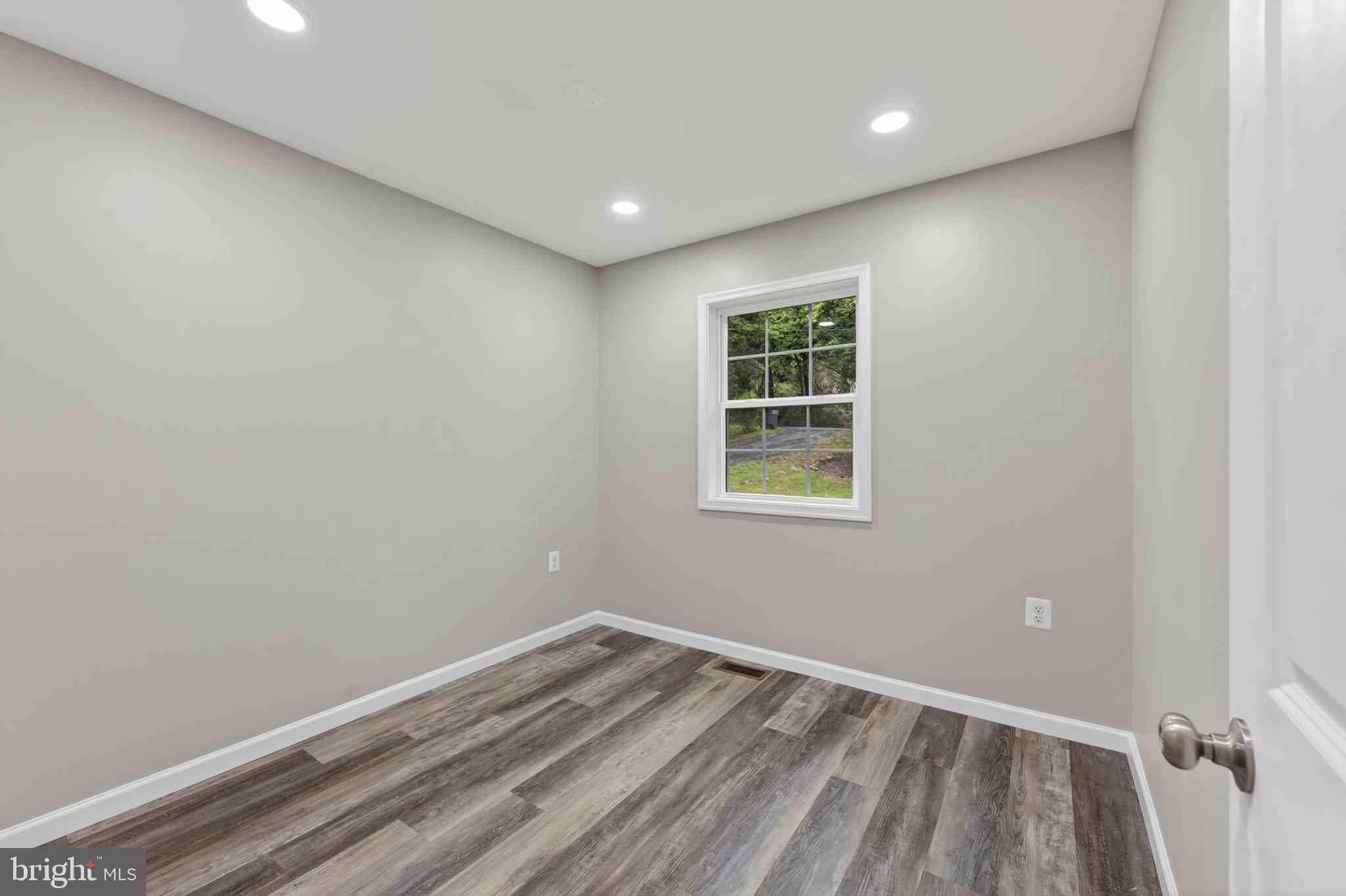 APPLE MT LAKE - Residential