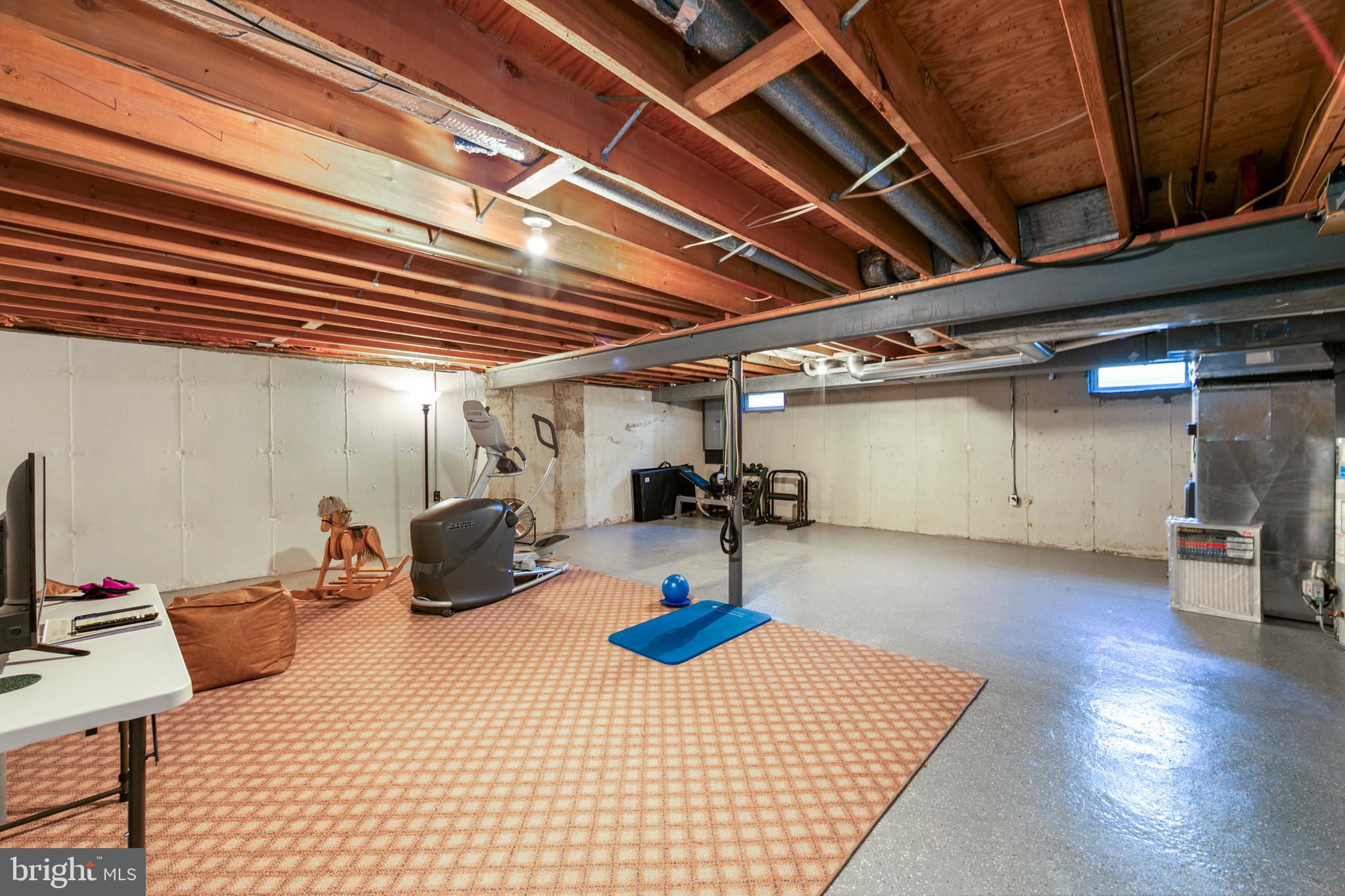 FOX HOLLOW - Residential