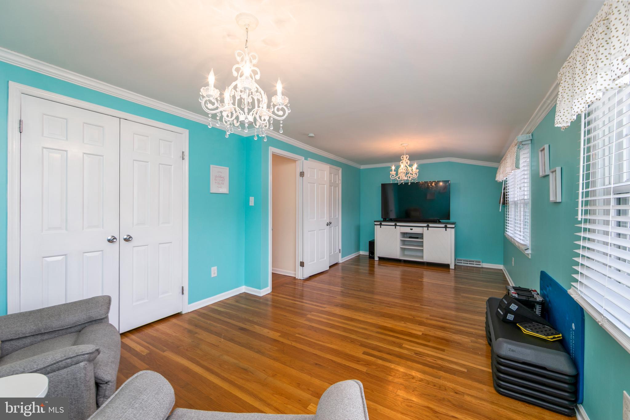 FOX HOLLOW - Residential