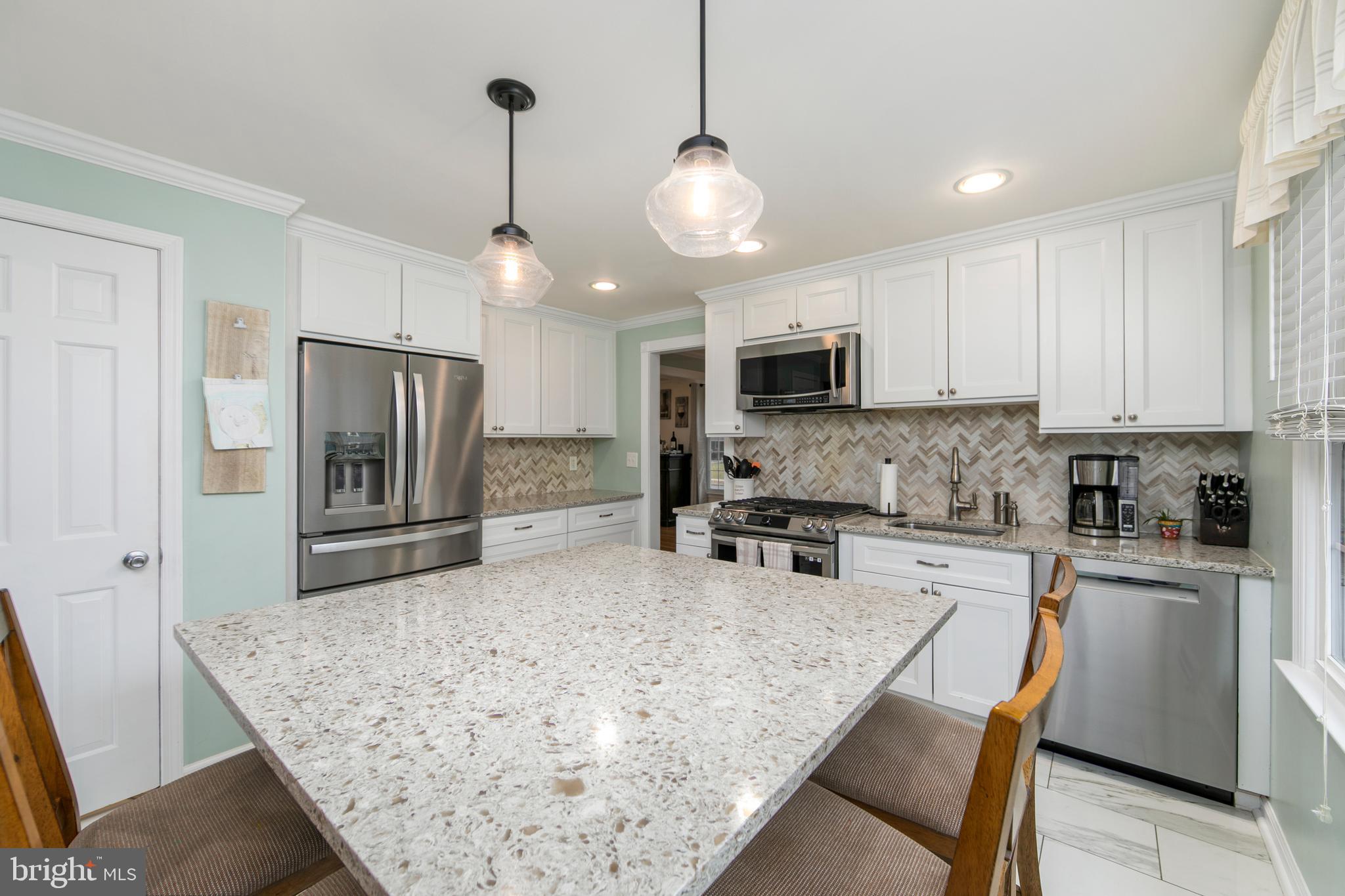 FOX HOLLOW - Residential