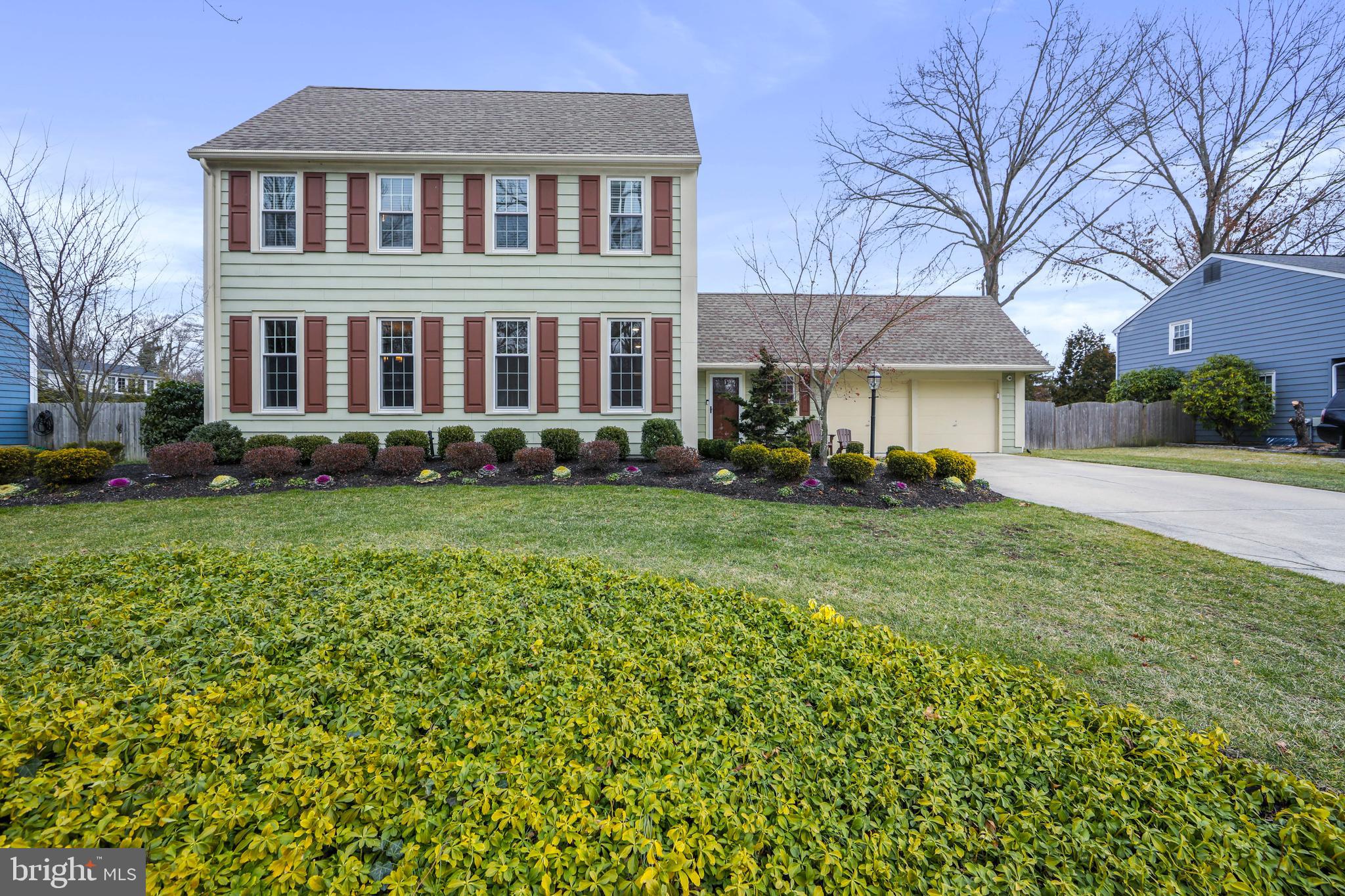 FOX HOLLOW - Residential