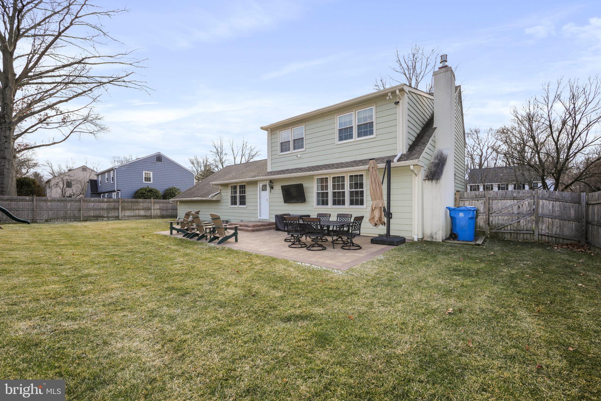 FOX HOLLOW - Residential