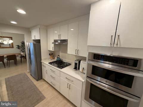 Photo of 2052 Quaker Way #10, ANNAPOLIS, MD 21401 (MLS # MDAA2154962)
