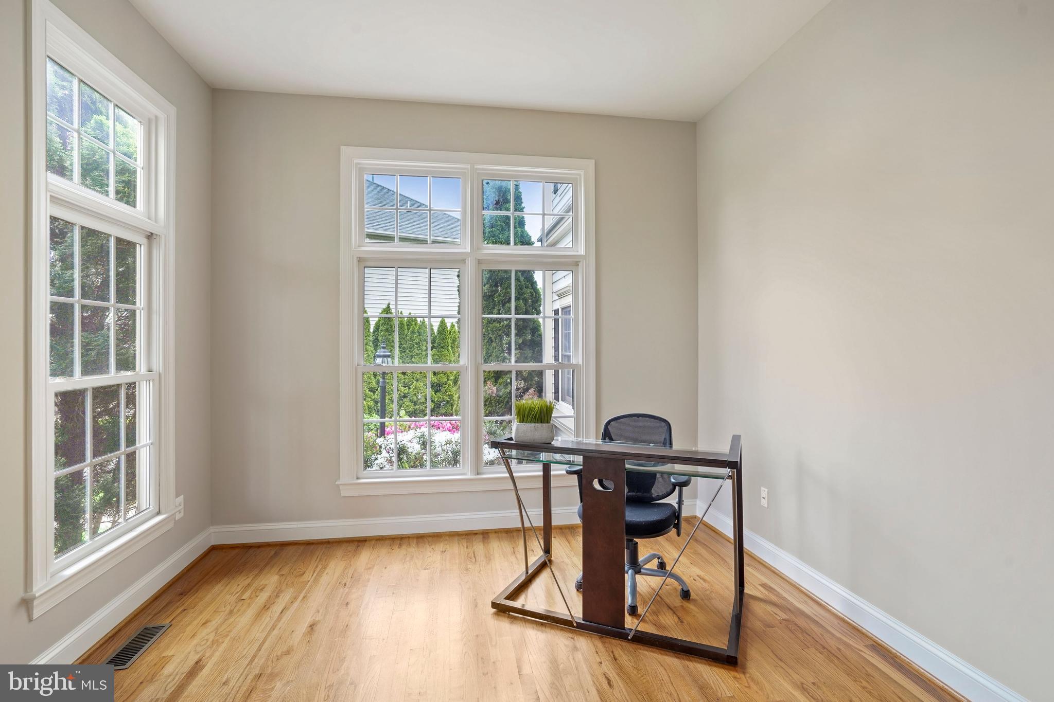 SUMNER LAKE - Residential