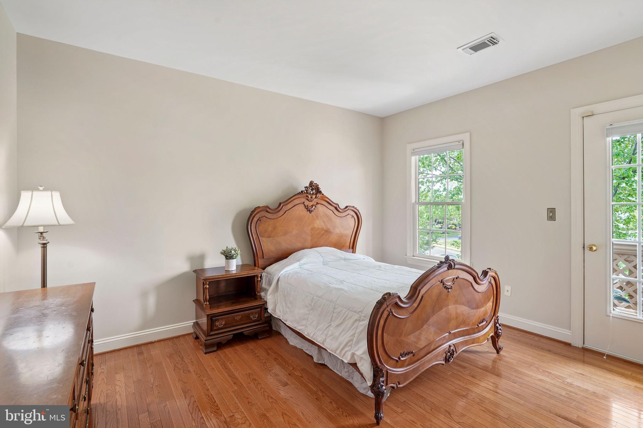 SUMNER LAKE - Residential