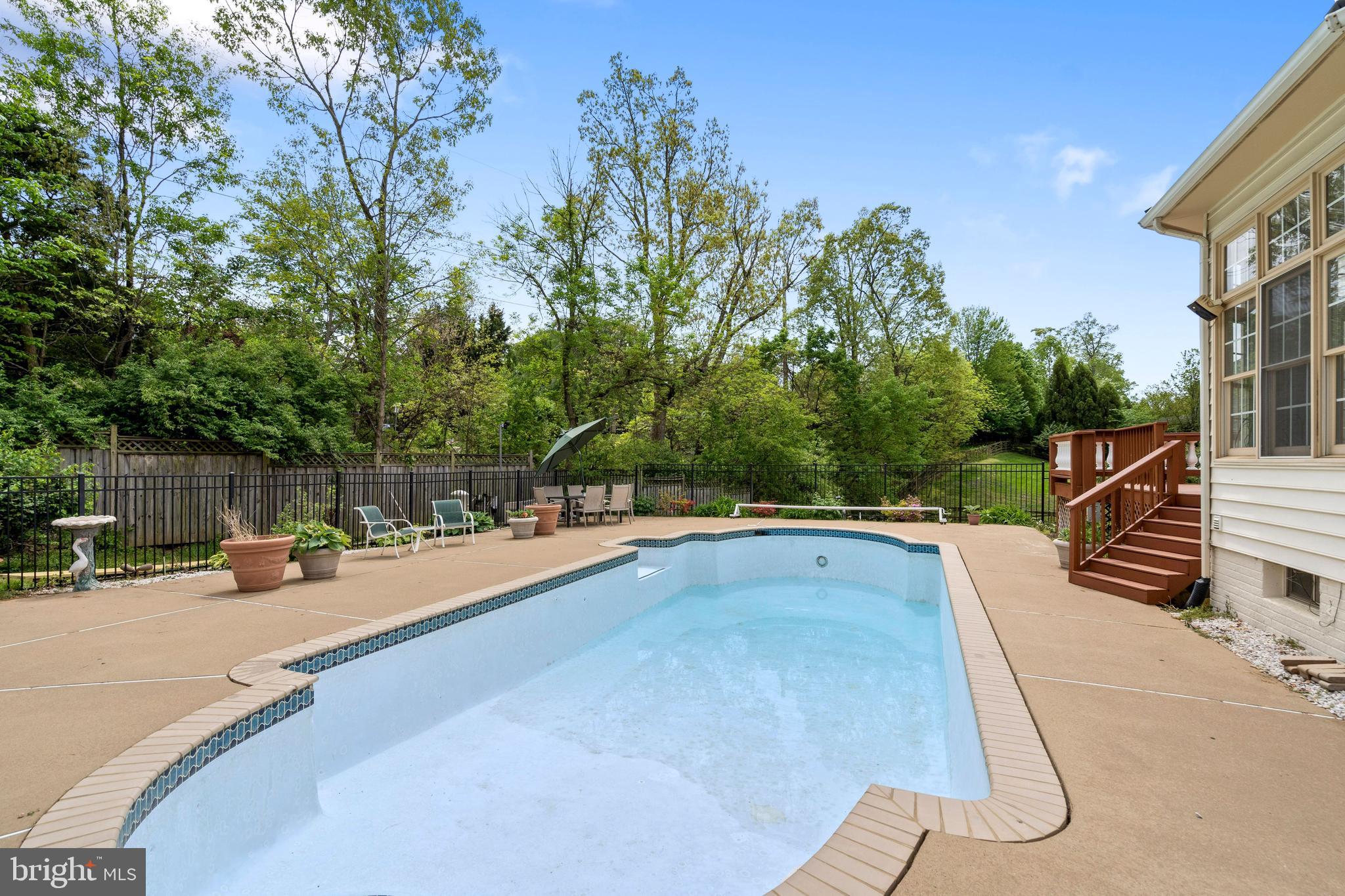 SUMNER LAKE - Residential