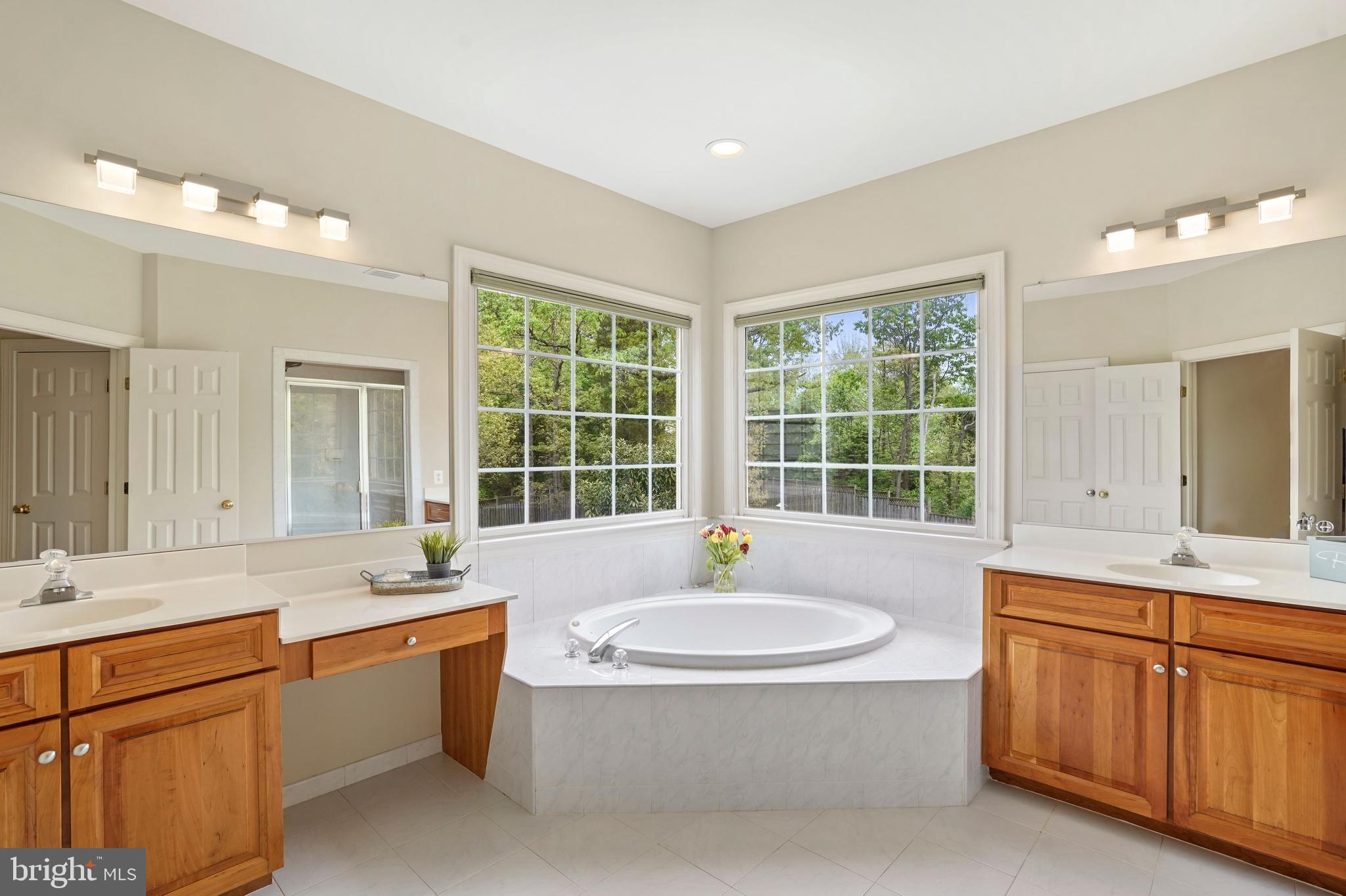 SUMNER LAKE - Residential