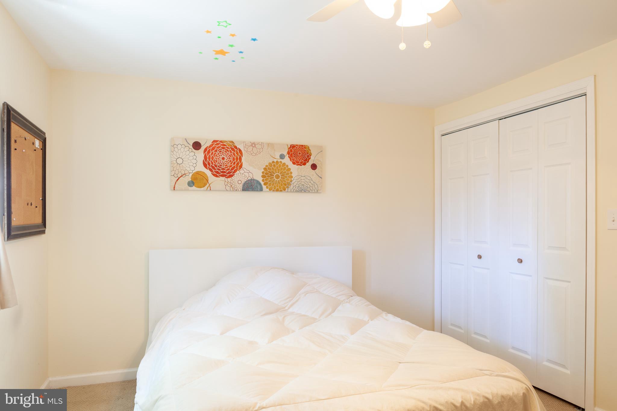 CIRCLE WOODS - Residential Lease