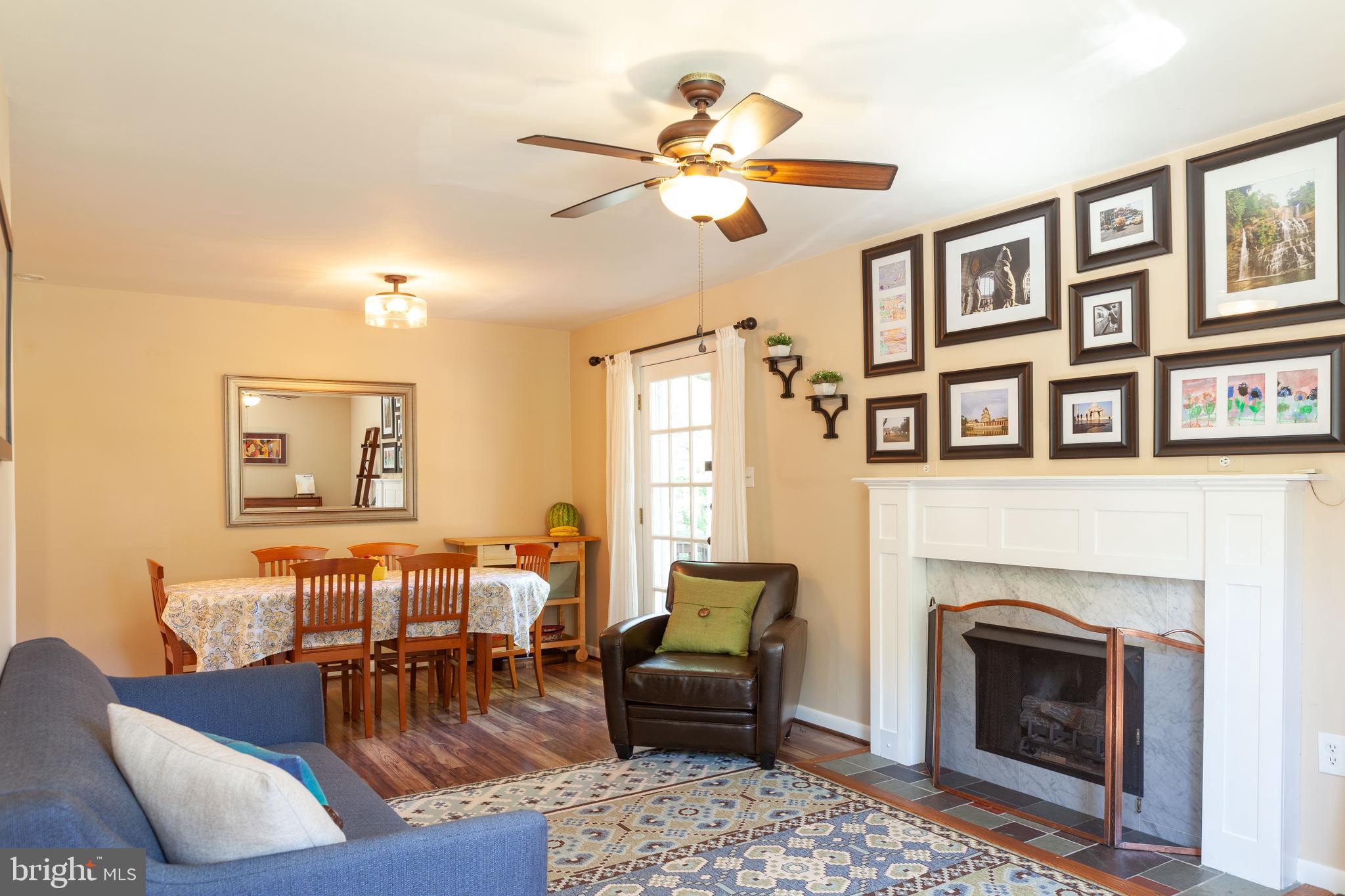 CIRCLE WOODS - Residential Lease