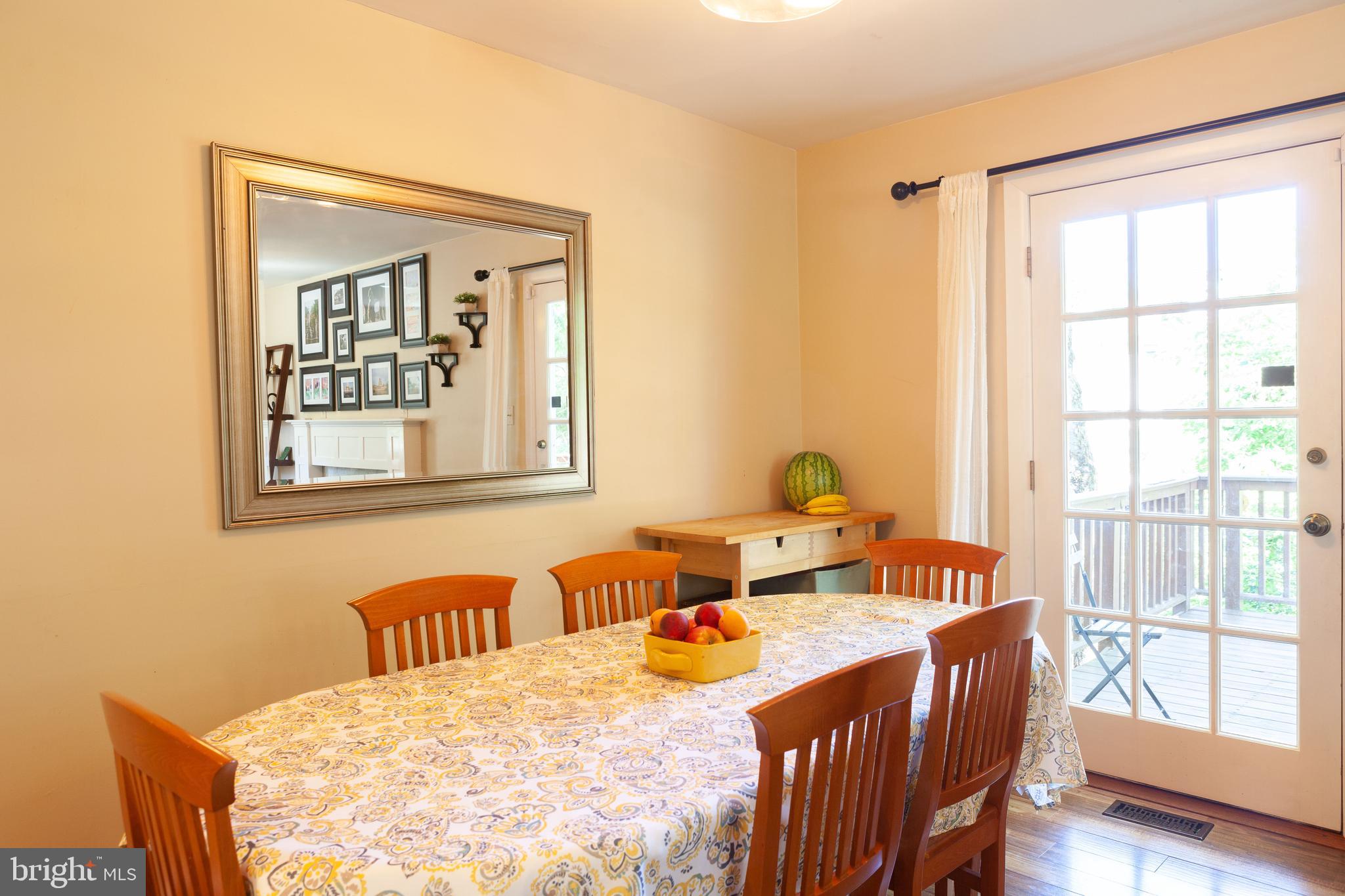 CIRCLE WOODS - Residential Lease