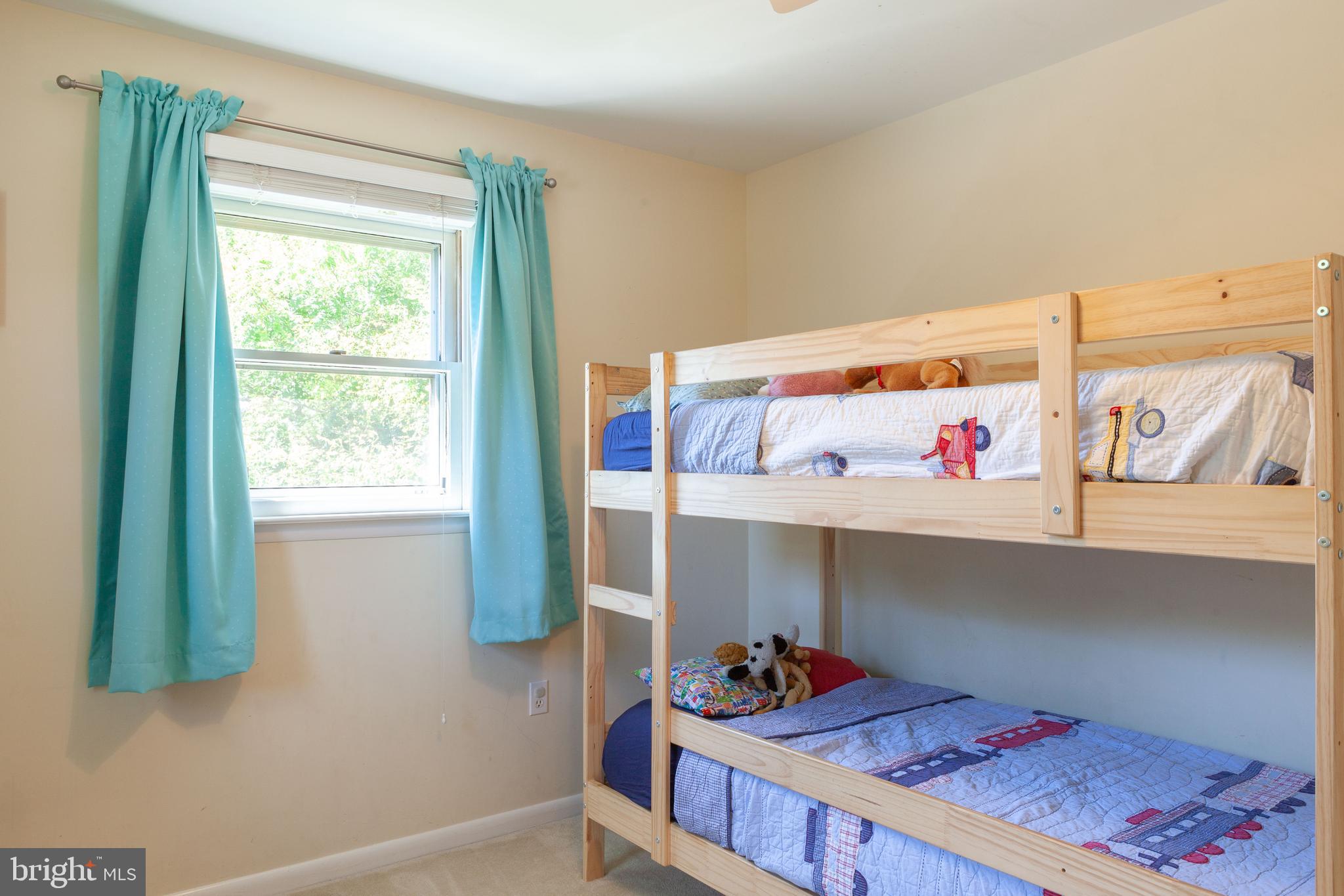 CIRCLE WOODS - Residential Lease