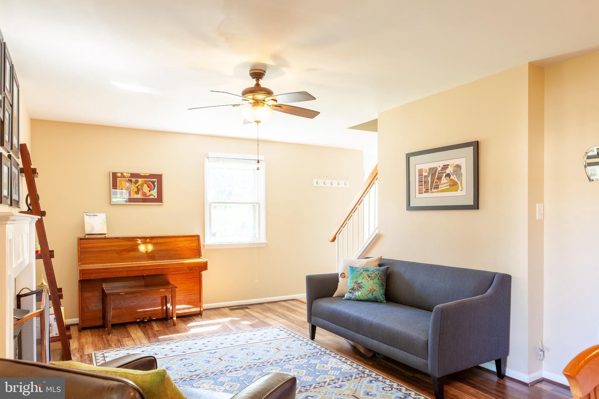 CIRCLE WOODS - Residential Lease