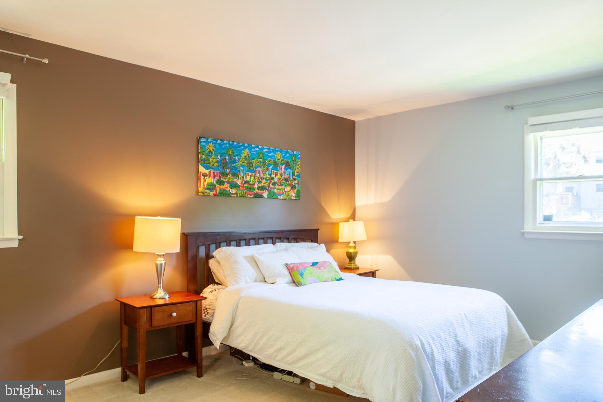 CIRCLE WOODS - Residential Lease