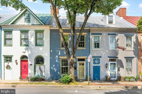 329 S MARKET STREET S FREDERICK MD 21701