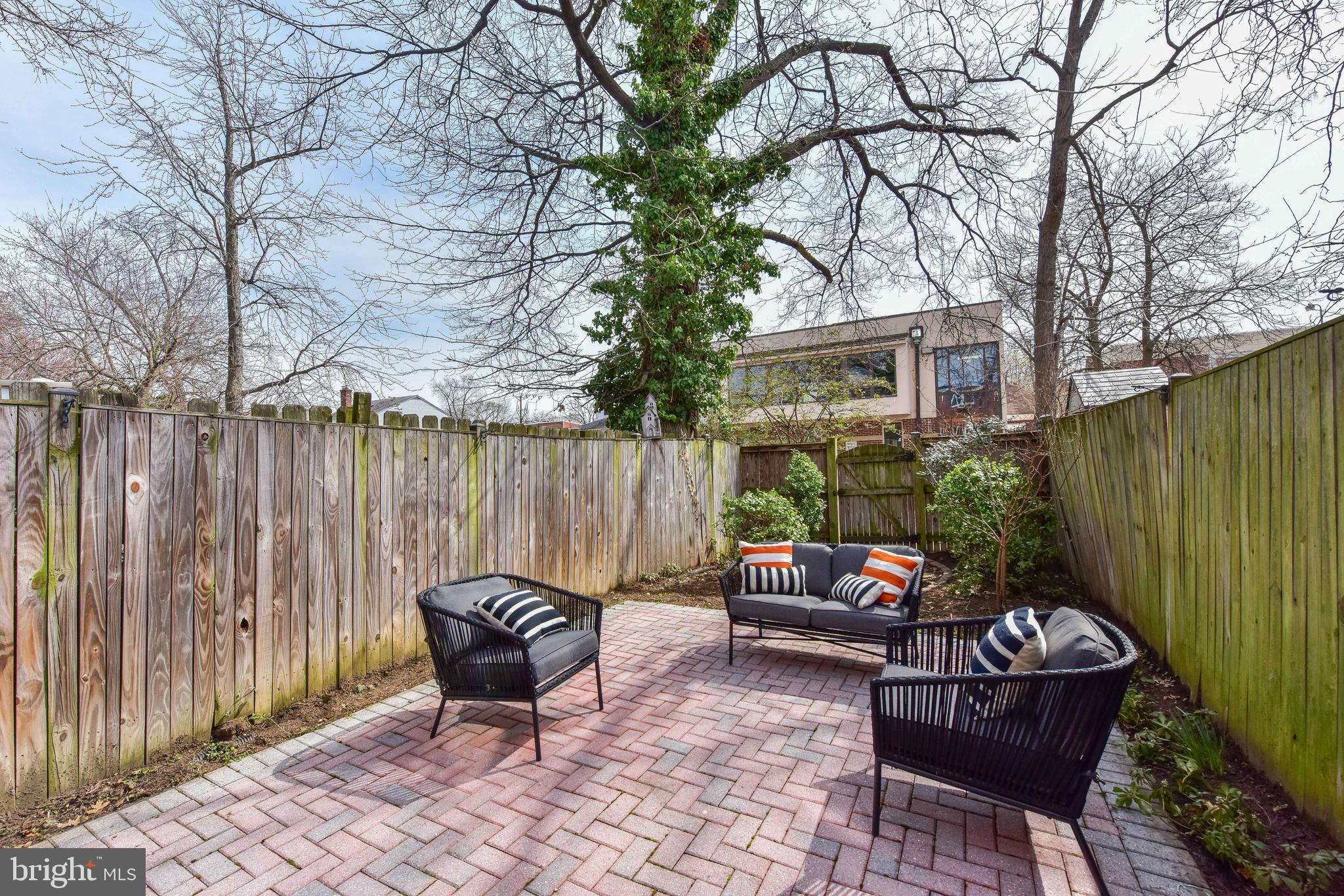 DEL RAY - Residential