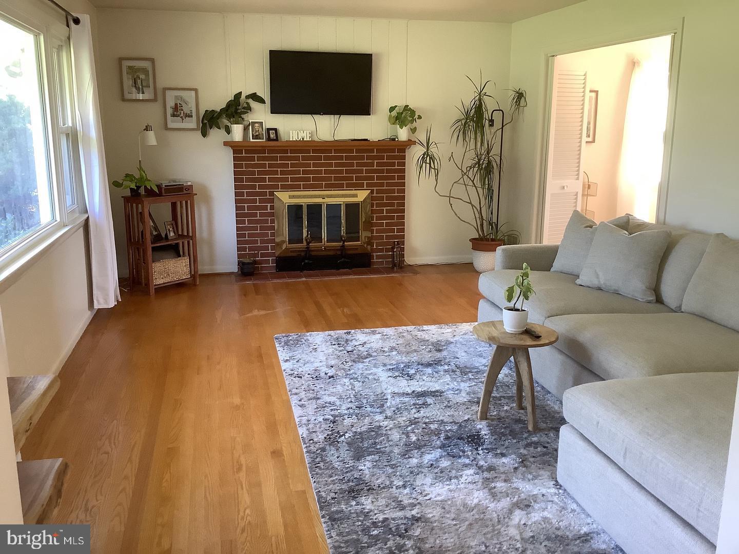 CEDAR SPRINGS - Residential Lease