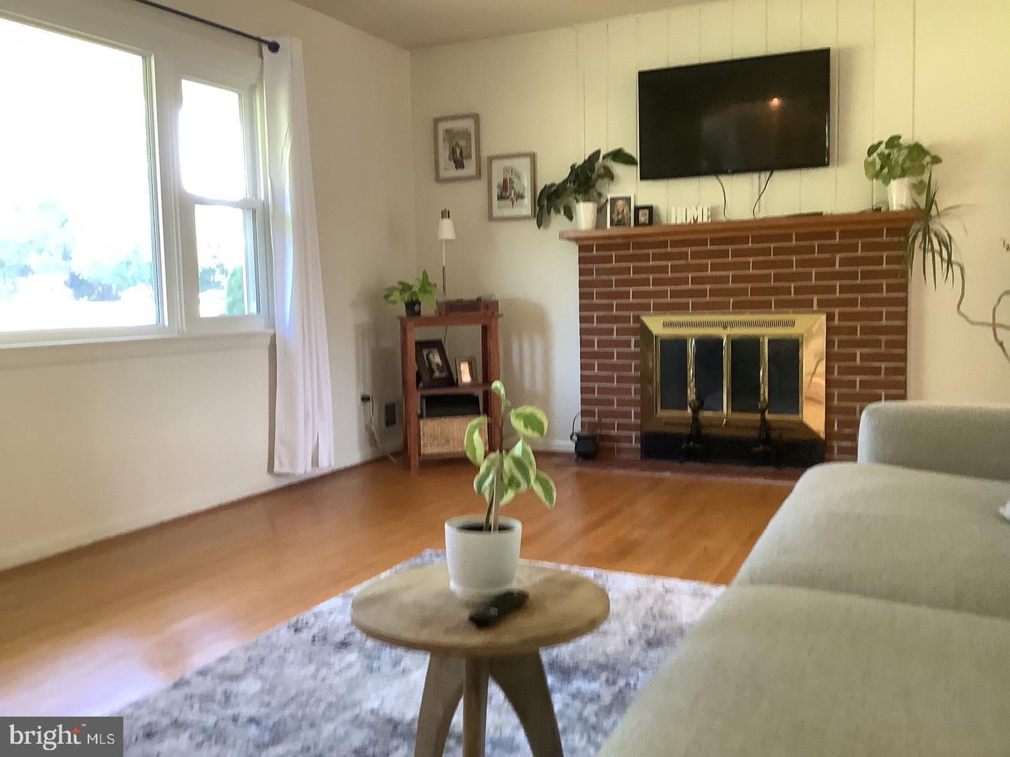 CEDAR SPRINGS - Residential Lease