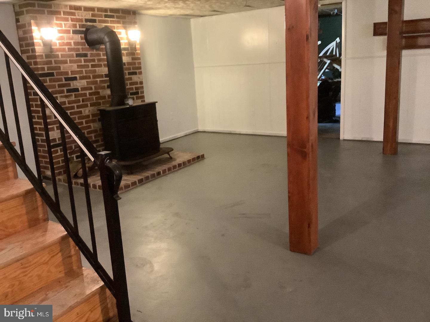 CEDAR SPRINGS - Residential Lease