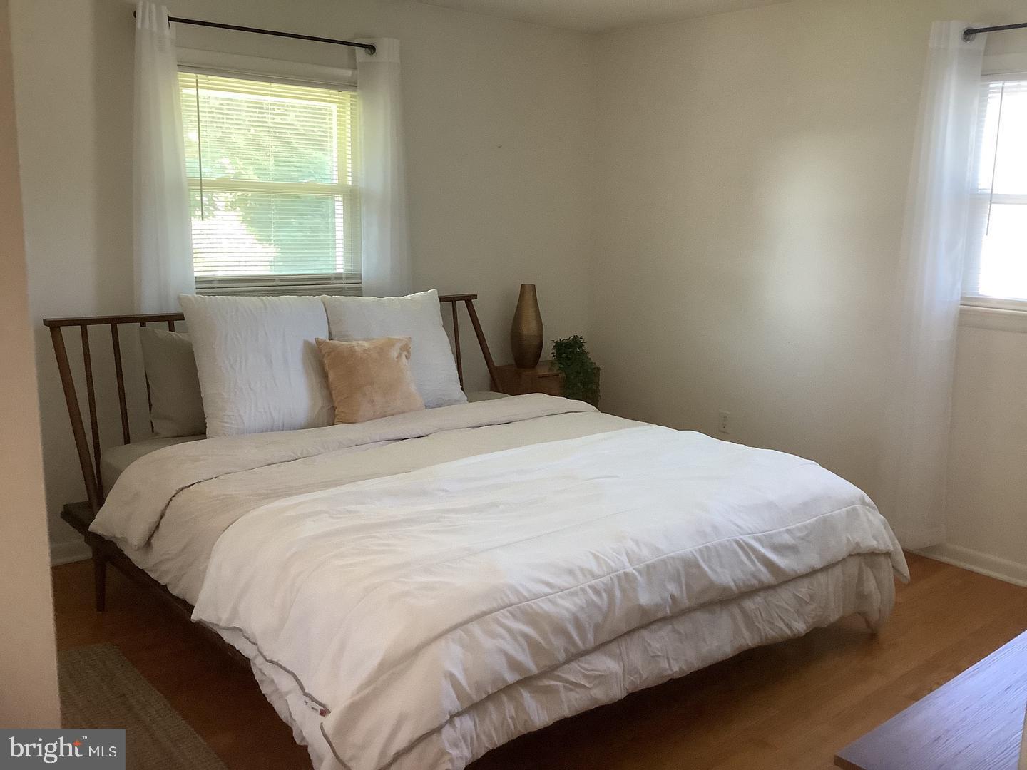 CEDAR SPRINGS - Residential Lease