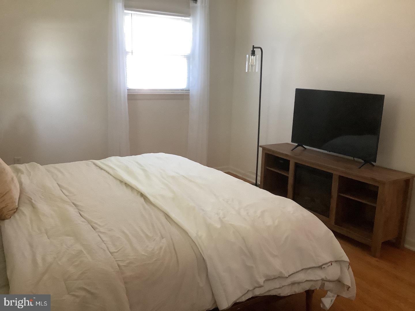 CEDAR SPRINGS - Residential Lease