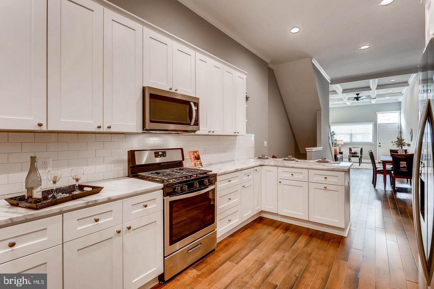 FEDERAL HILL HISTORIC DISTRICT - Residential Lease