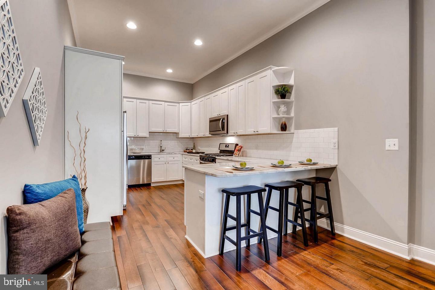 FEDERAL HILL HISTORIC DISTRICT - Residential Lease