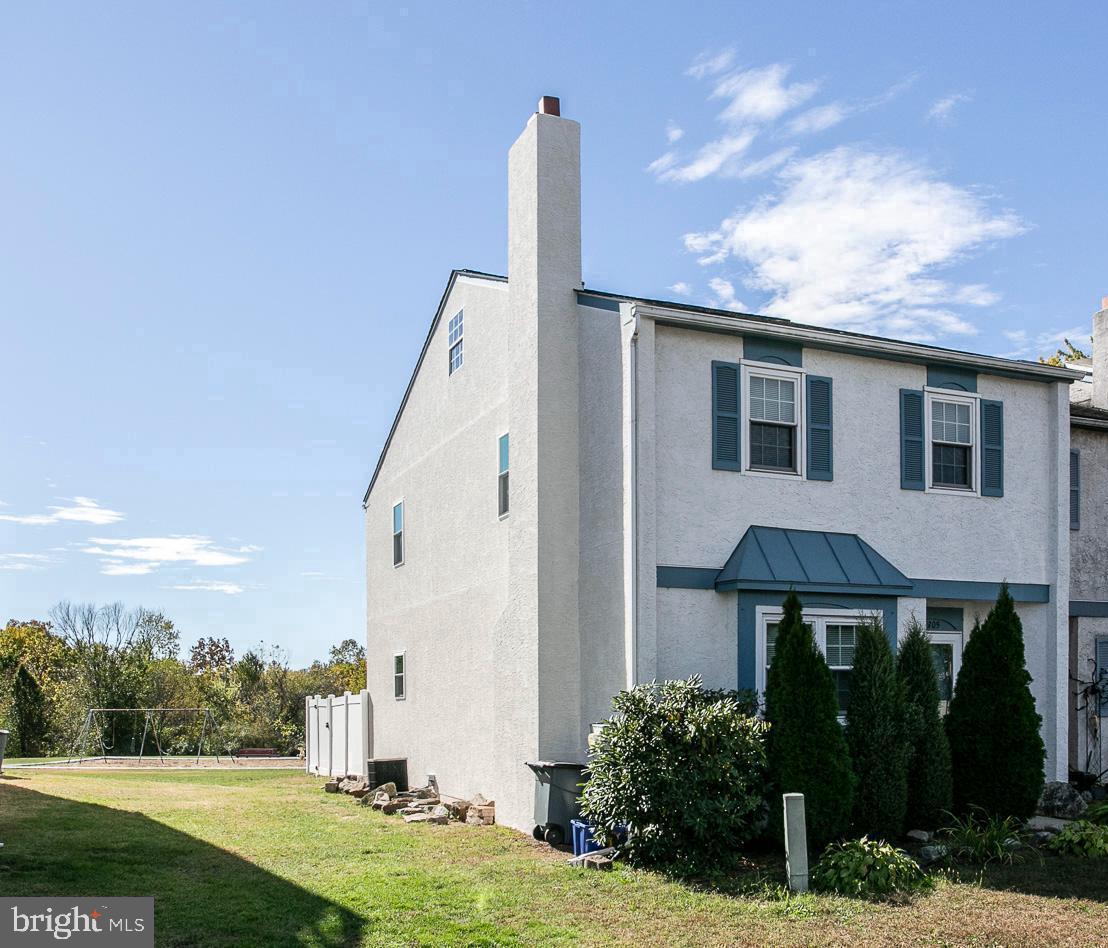 WALNUT RIDGE ESTS - Residential Lease