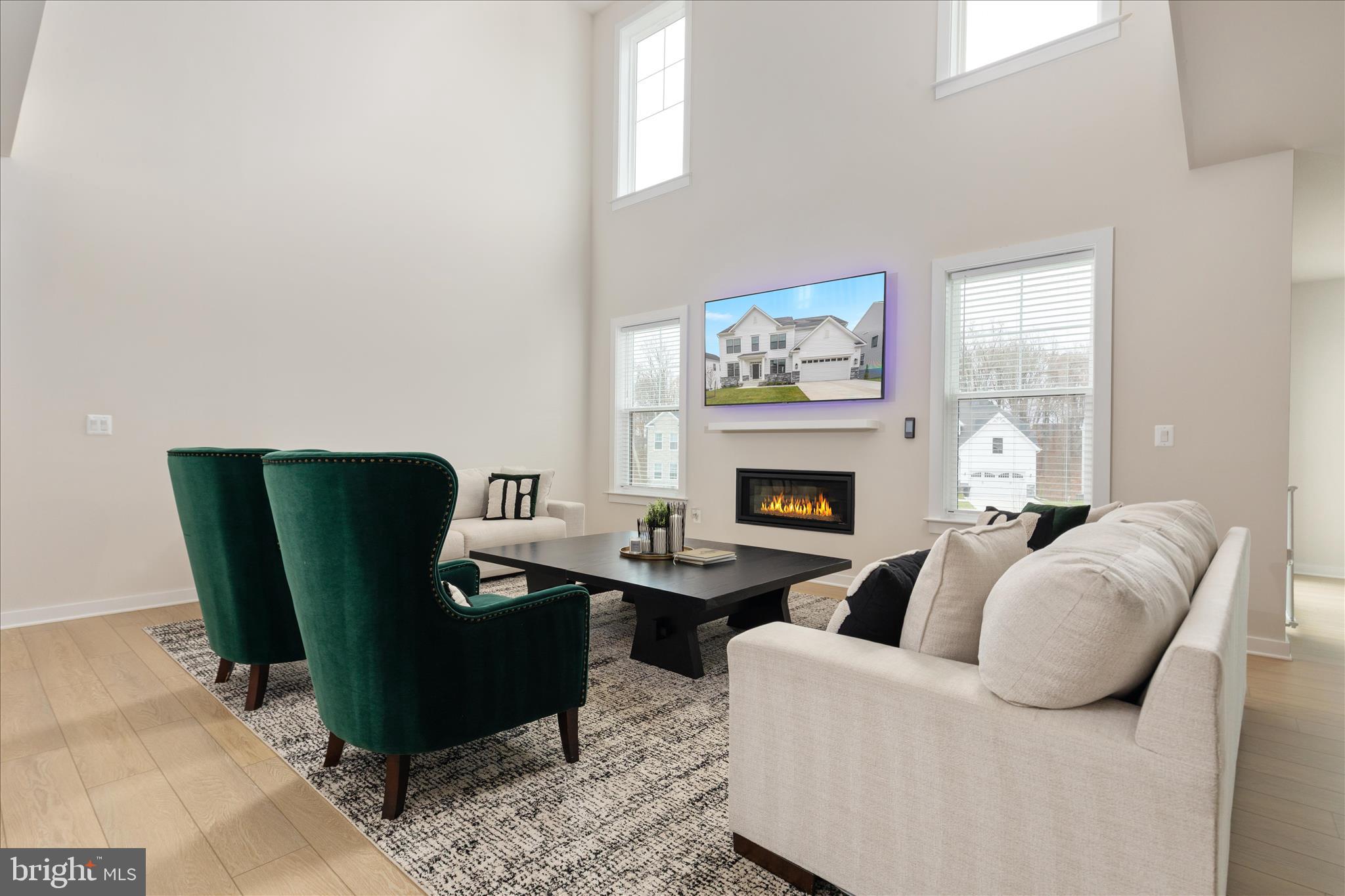 SOUTHLAKE - Residential