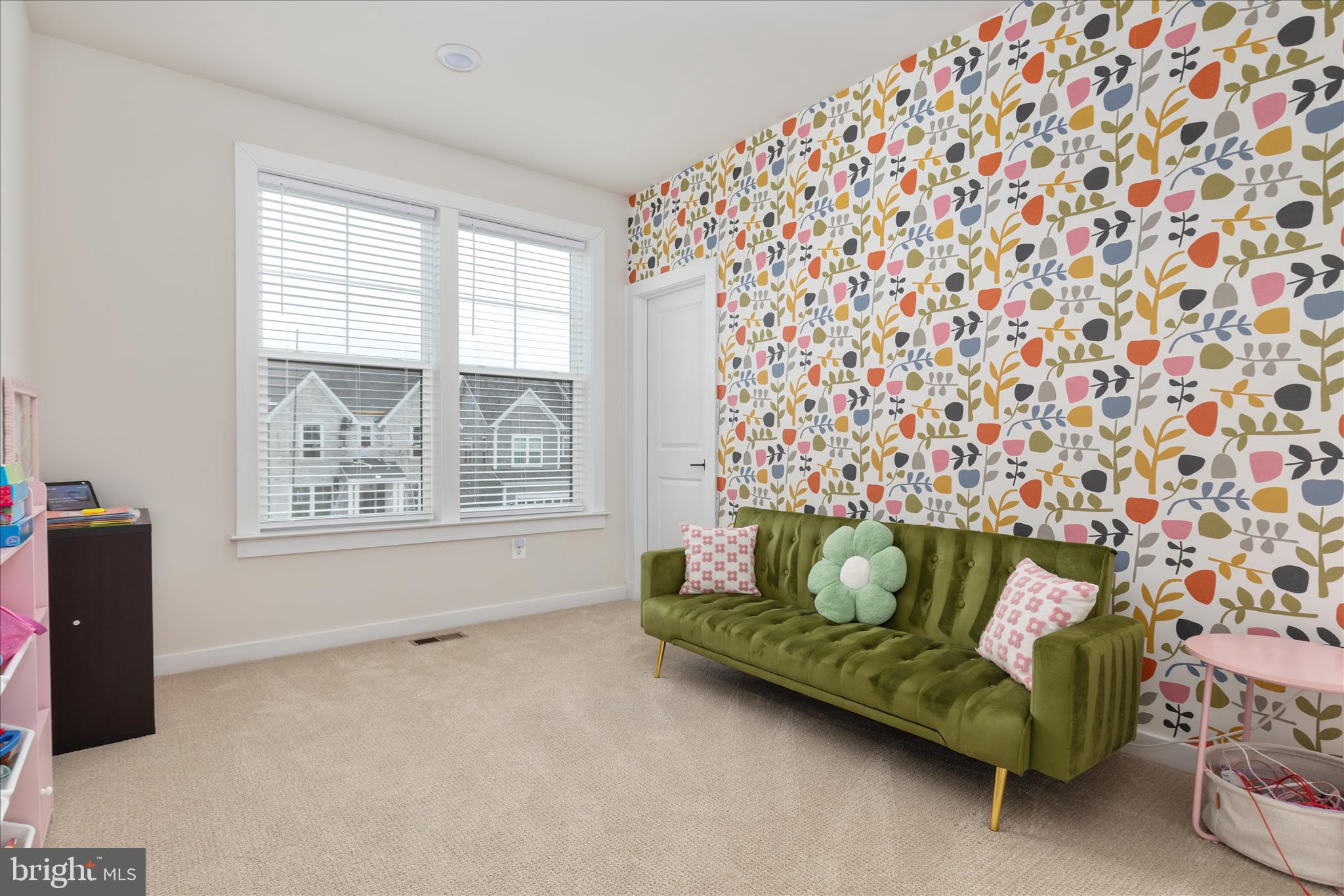 SOUTHLAKE - Residential