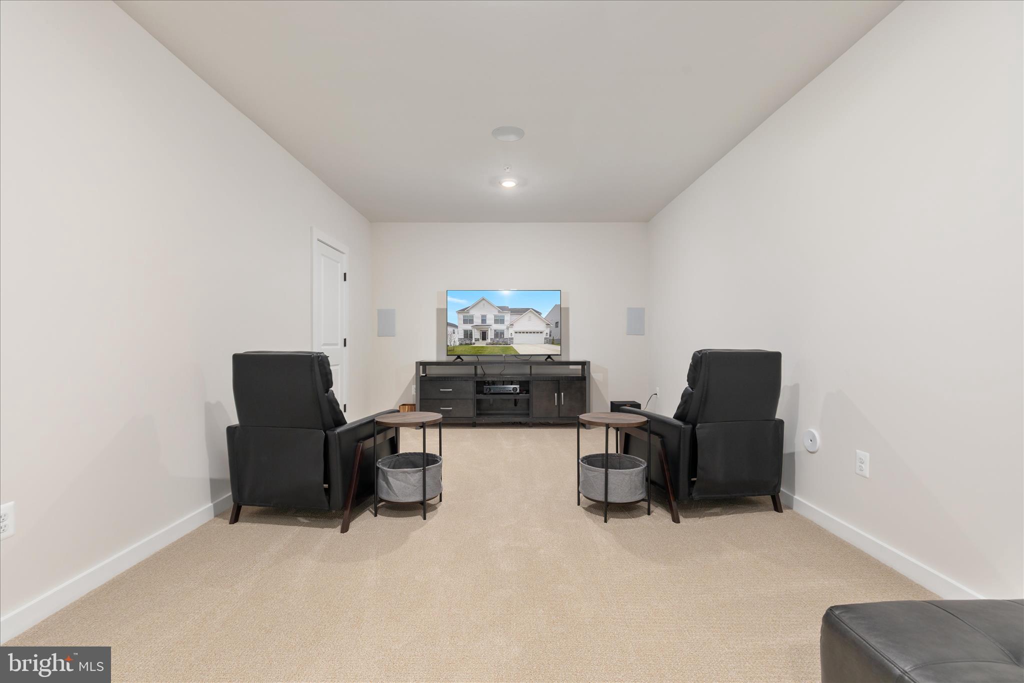 SOUTHLAKE - Residential