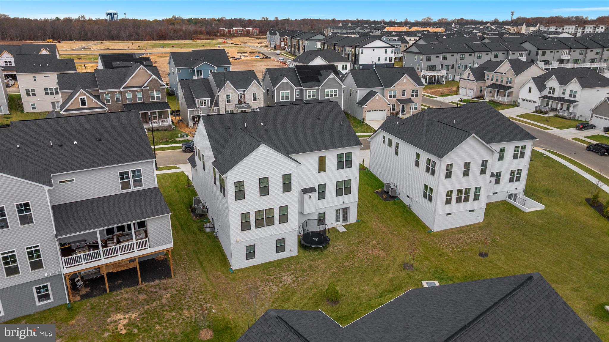 SOUTHLAKE - Residential