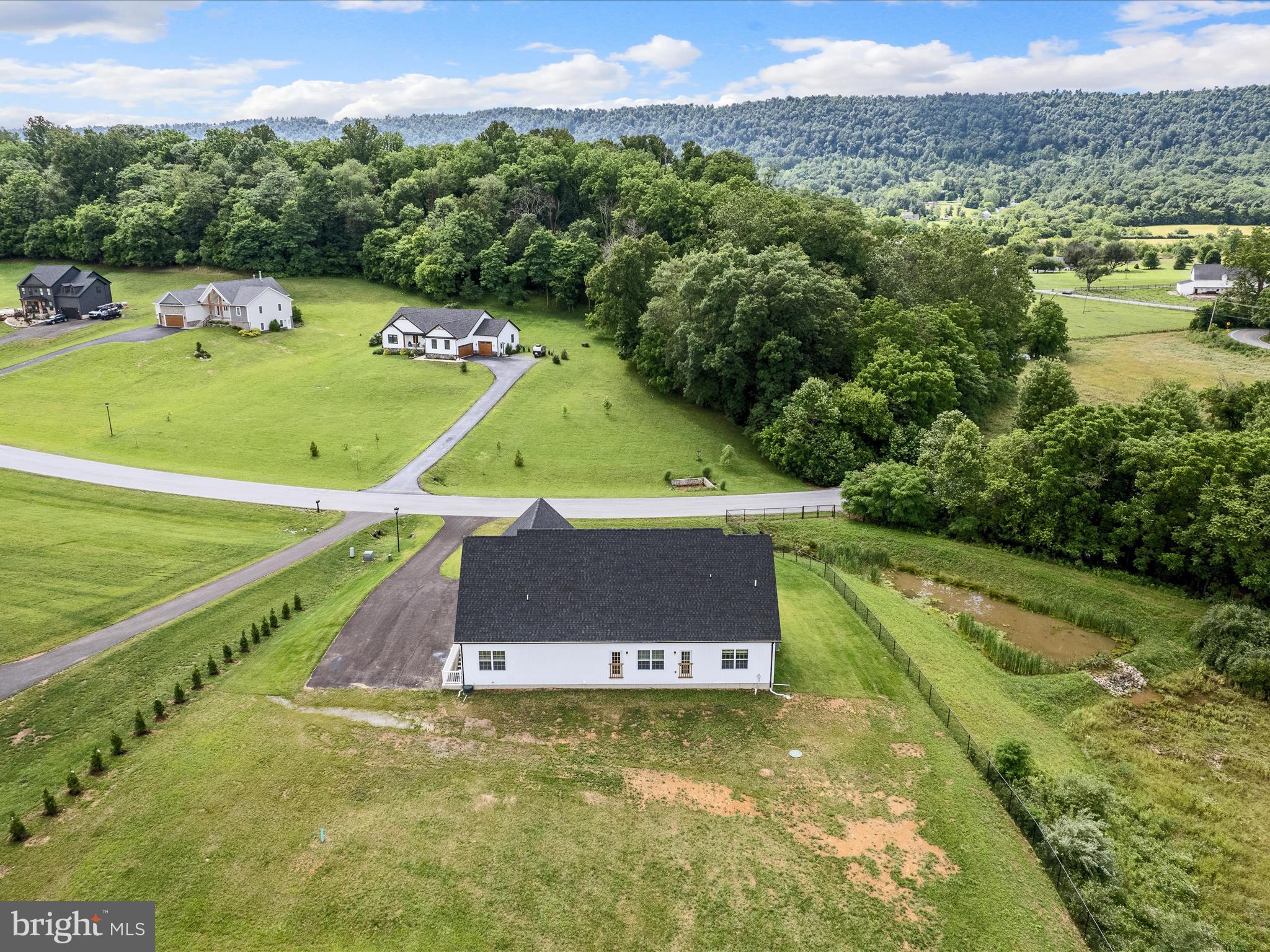 BROOKSIDE - Residential