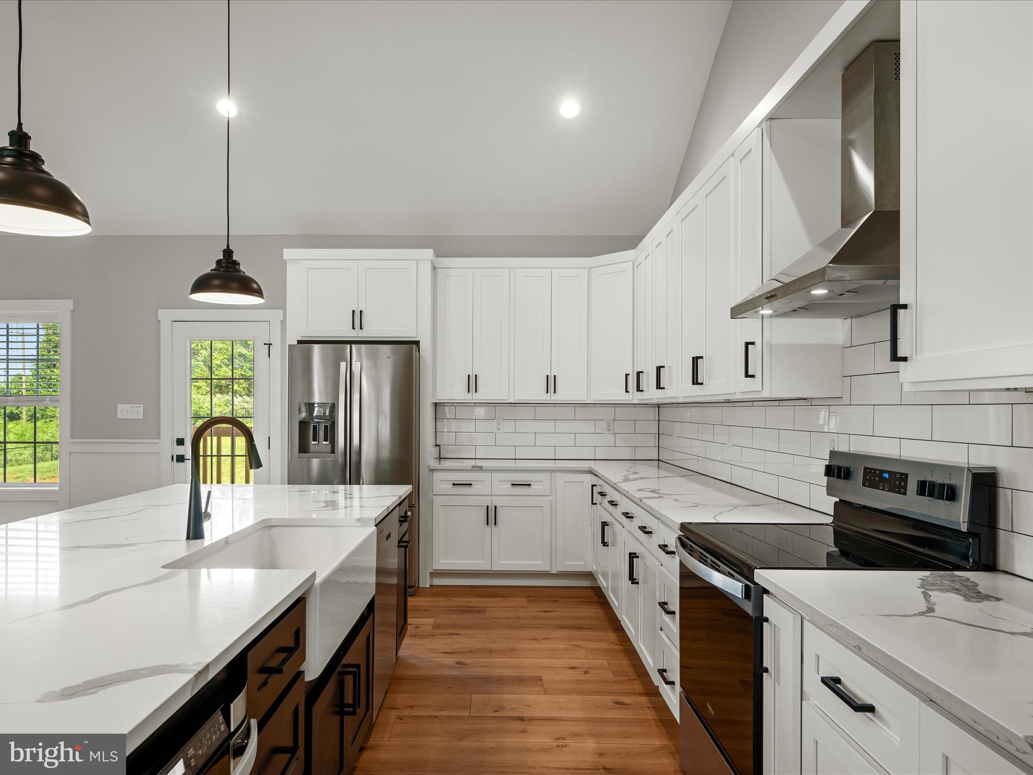 BROOKSIDE - Residential