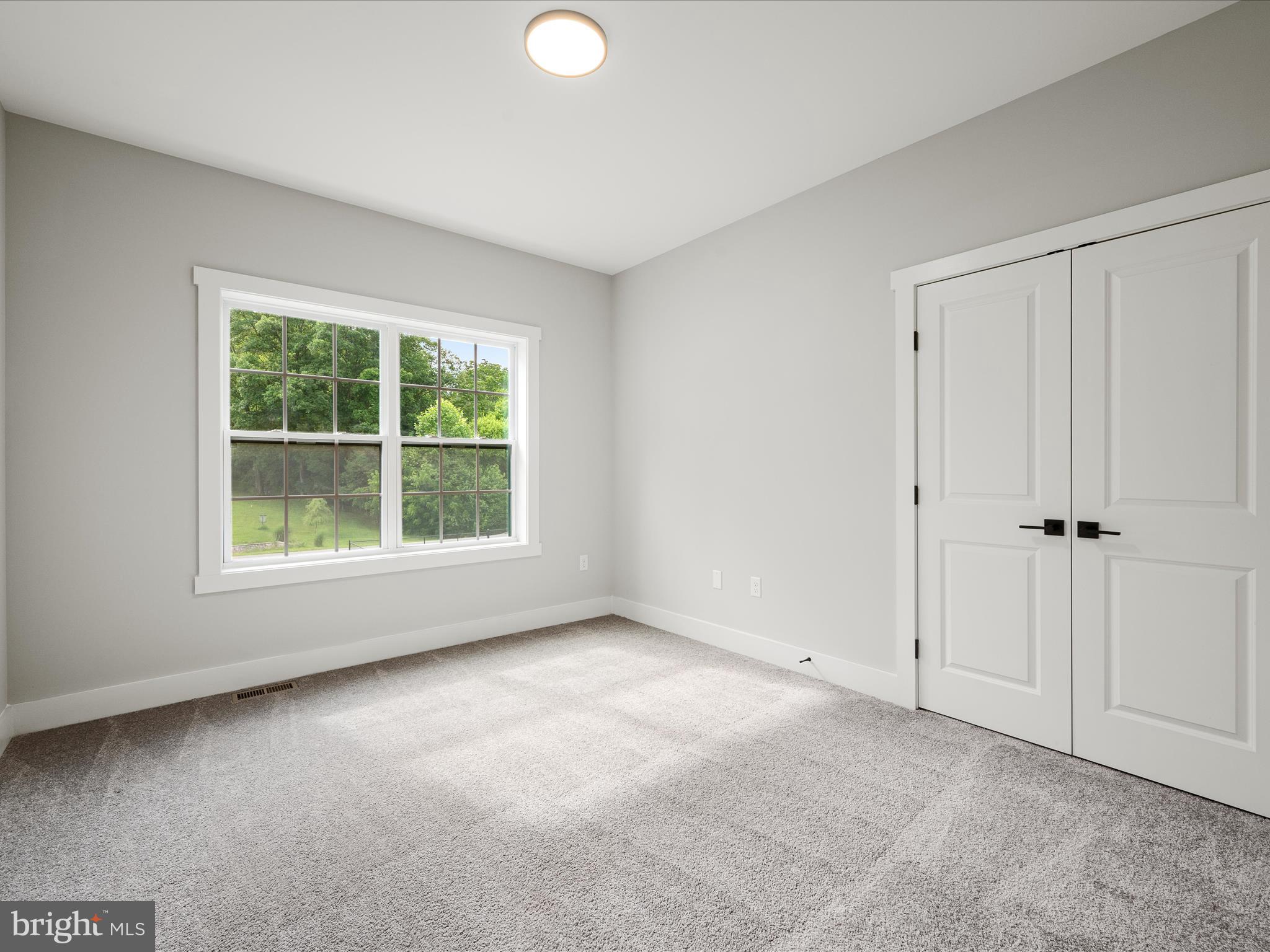 BROOKSIDE - Residential