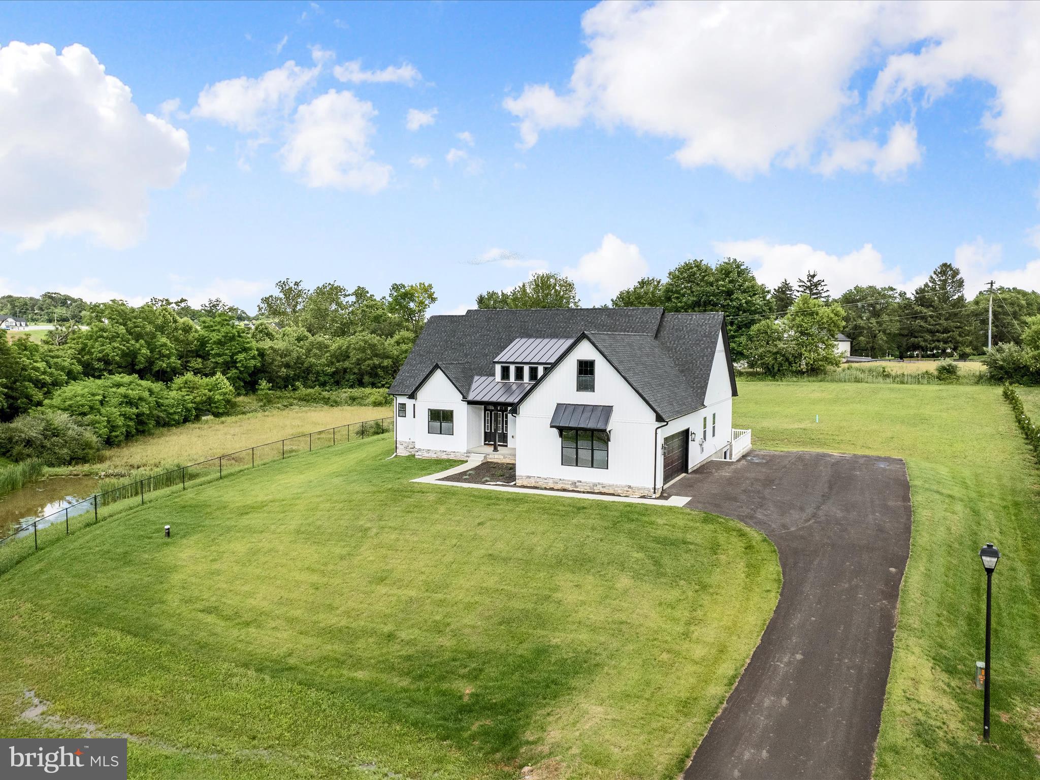 BROOKSIDE - Residential