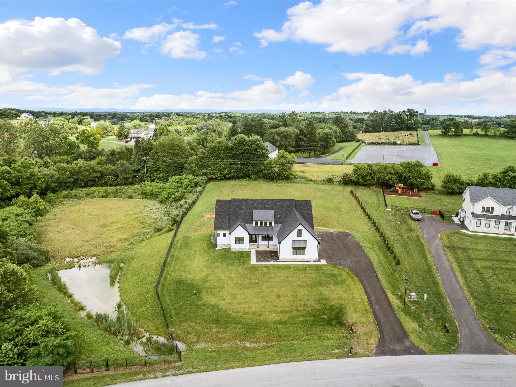 BROOKSIDE - Residential