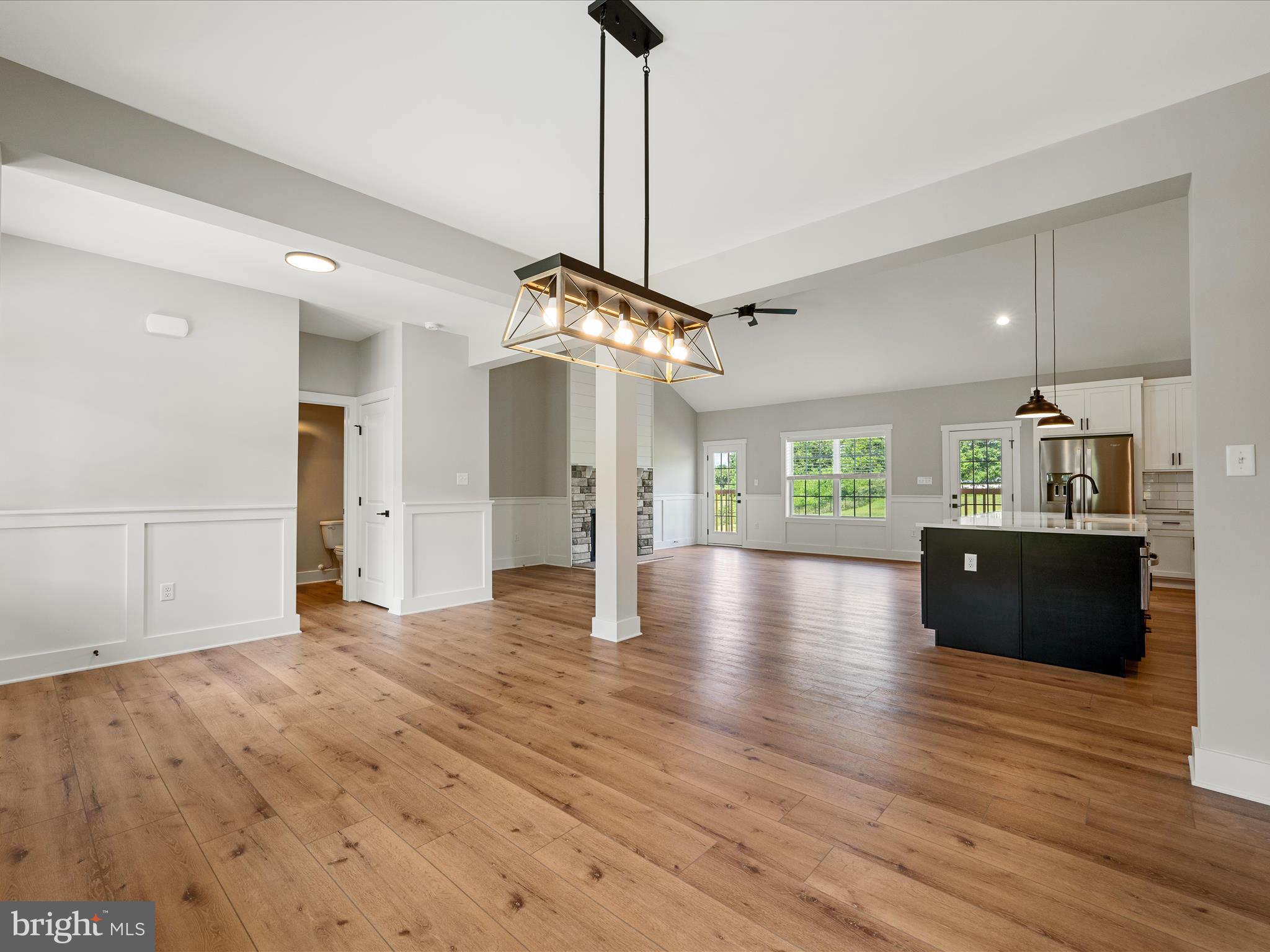 BROOKSIDE - Residential