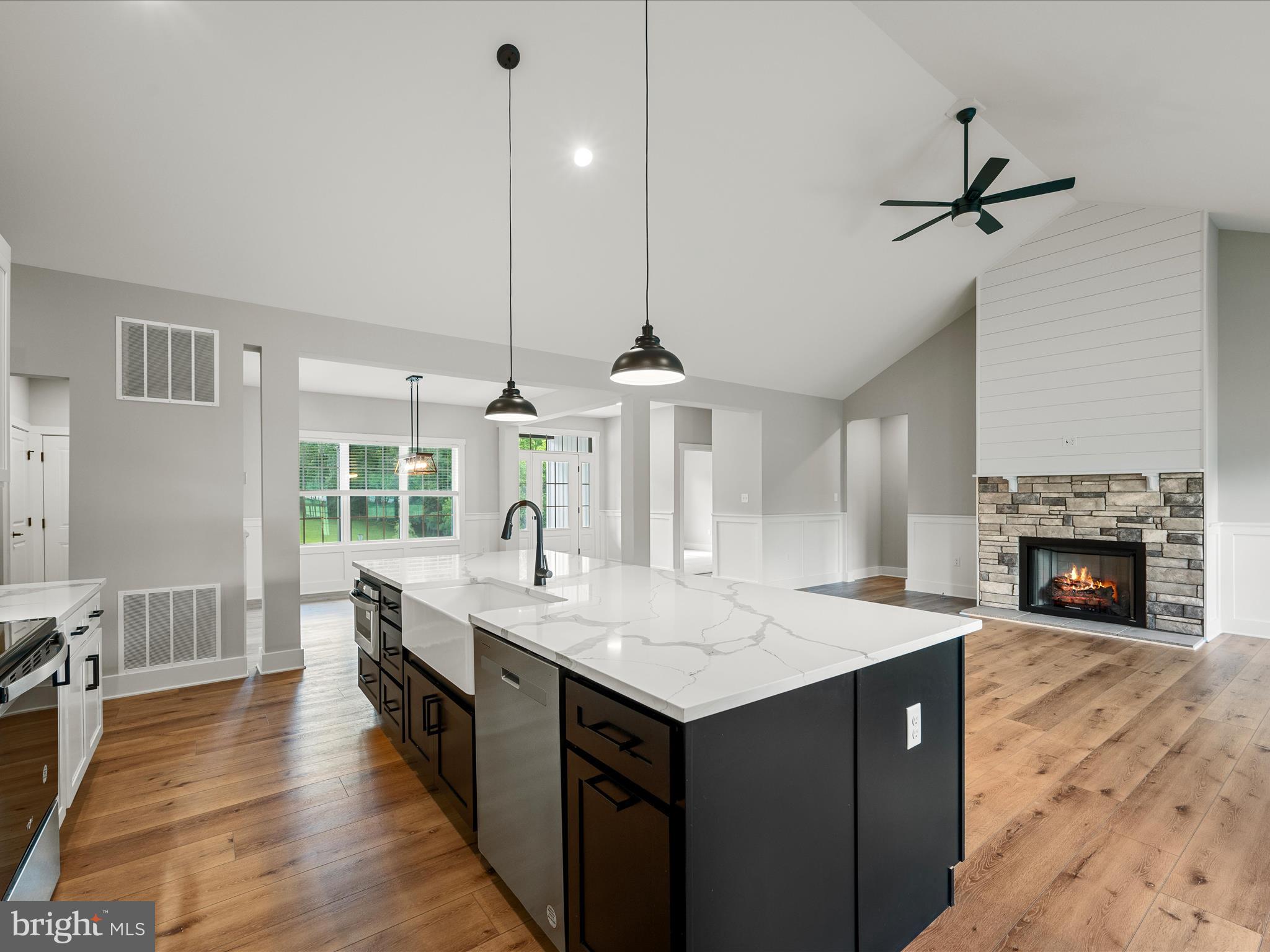 BROOKSIDE - Residential