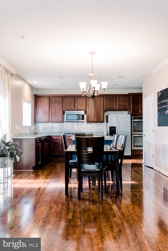 STONEBRIDGE - Residential