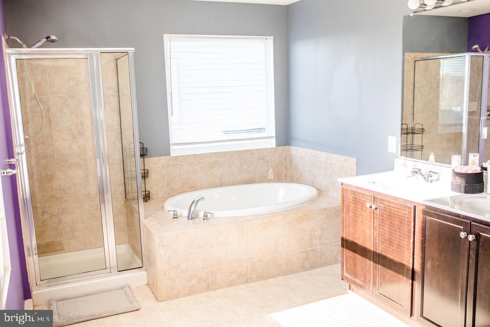 STONEBRIDGE - Residential