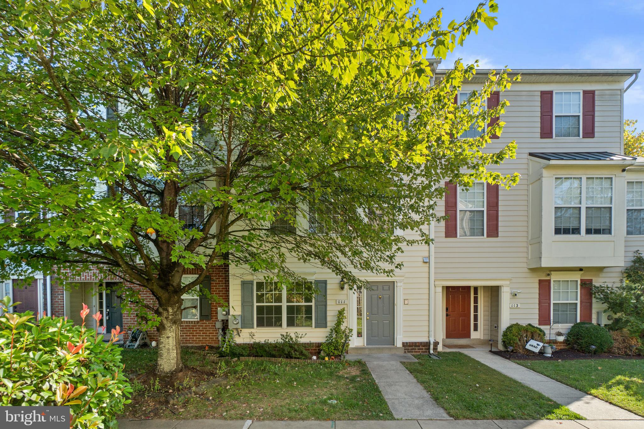 111 CAVENROCK COURT