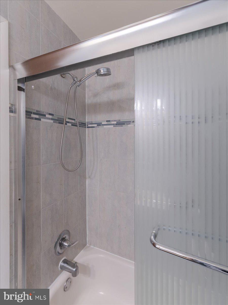 PARKWOOD - Residential