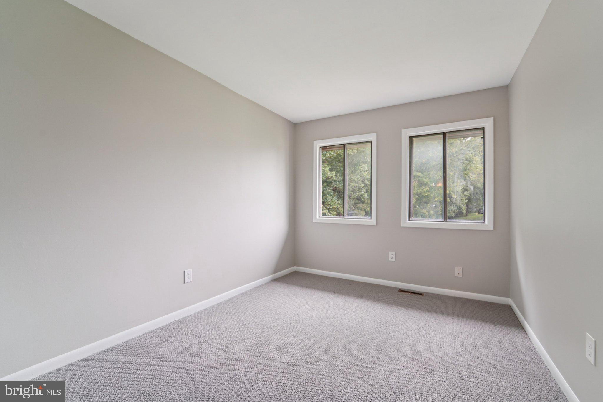 APPLEWALK CONDO - Residential