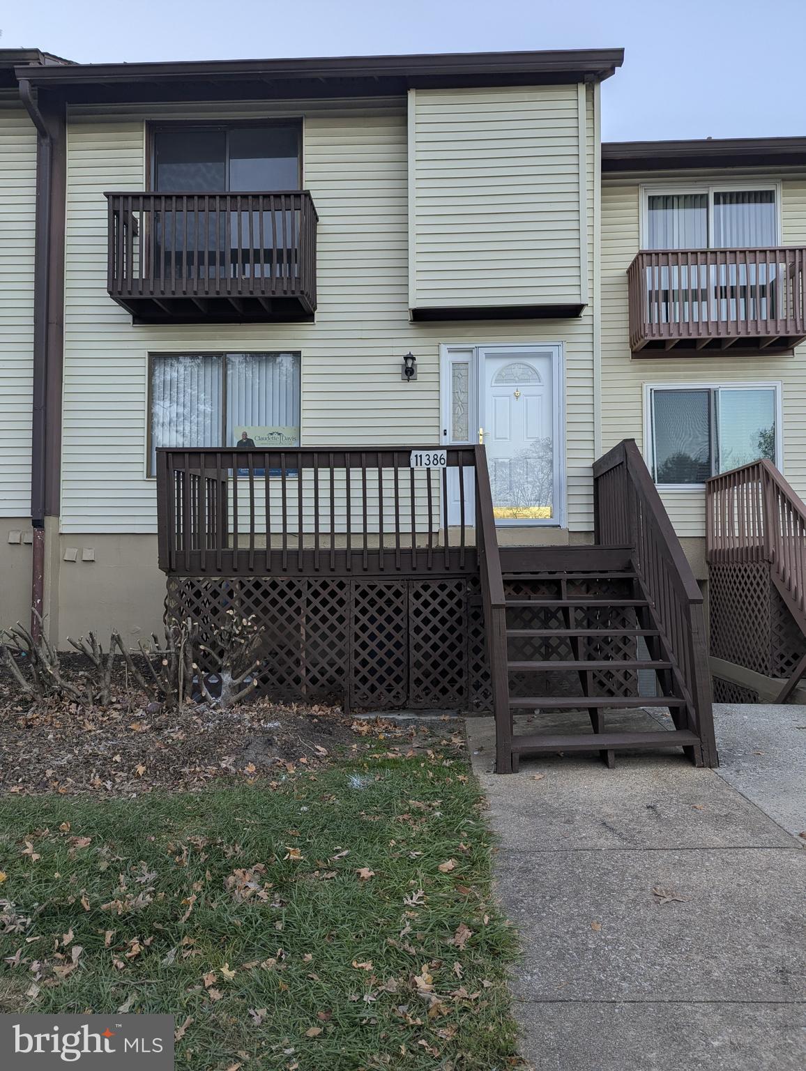 APPLEWALK CONDO - Residential