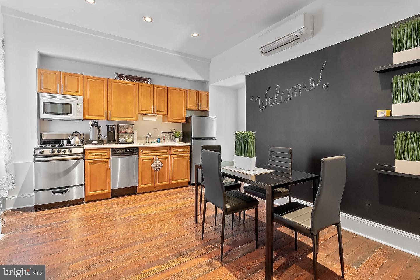 RITTENHOUSE SQUARE - Residential Lease