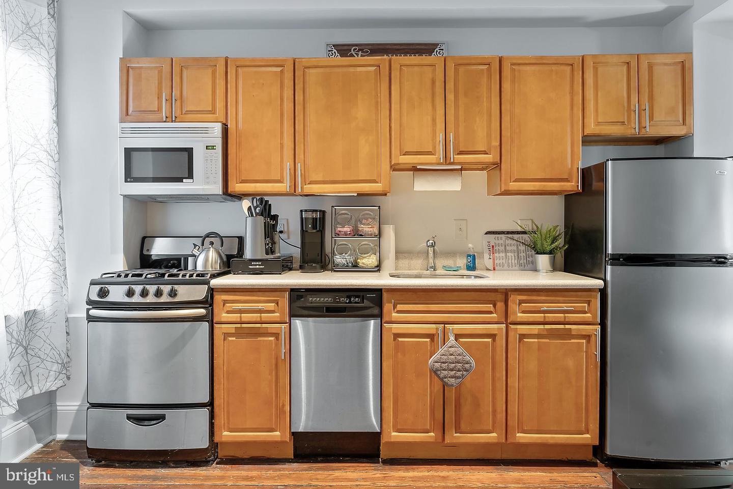 RITTENHOUSE SQUARE - Residential Lease