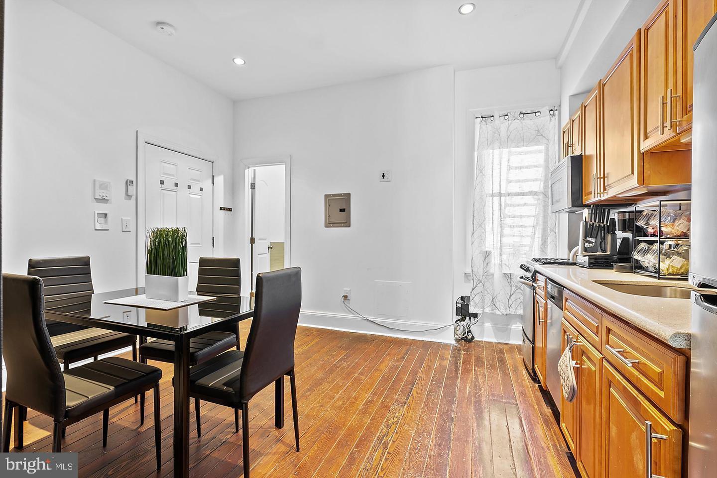 RITTENHOUSE SQUARE - Residential Lease