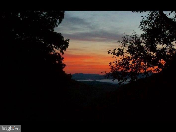 SLEEPY HOLLOW SUBDIVISION - Residential