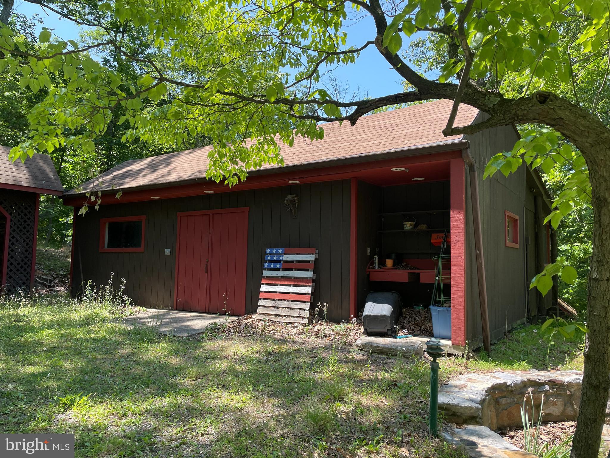 SLEEPY HOLLOW SUBDIVISION - Residential