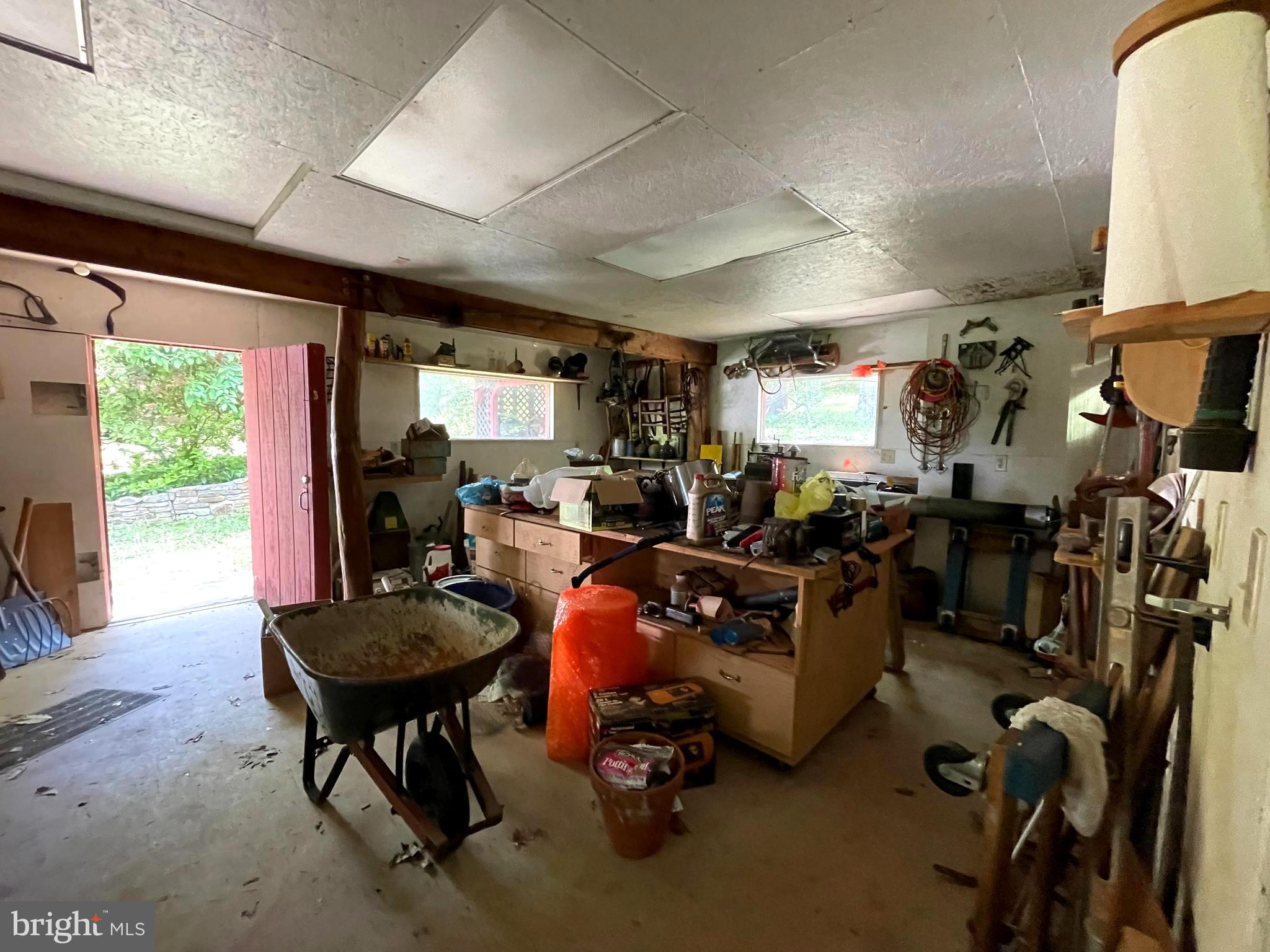 SLEEPY HOLLOW SUBDIVISION - Residential